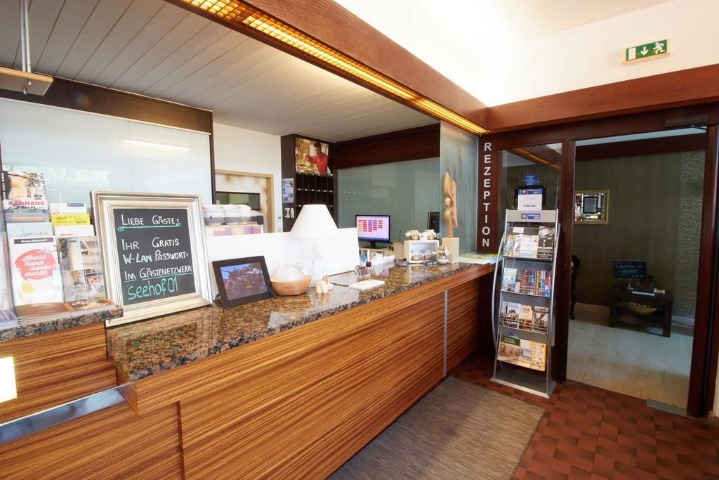 Hotel & Restaurant Seehof Подерсдорф-ам-Зе Экстерьер фото